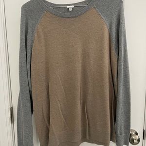 Men’s Express Sweater Large